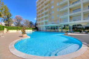 3 Bed Apartment Vilamoura Center